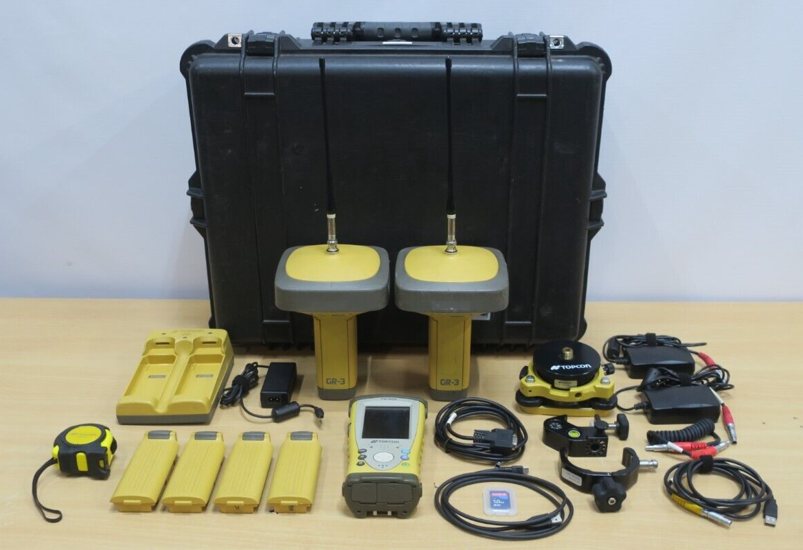 Topcon GR-3 Digital UHF GNSS GPS Receiver FC-200 Field Controller Base & Rover